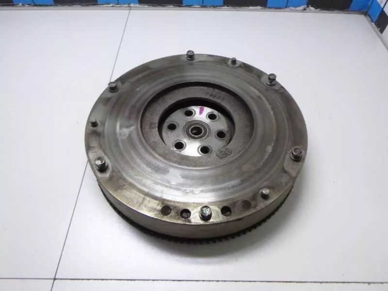 Маховик двигателя BS266450 Маховик двигателя BS266450