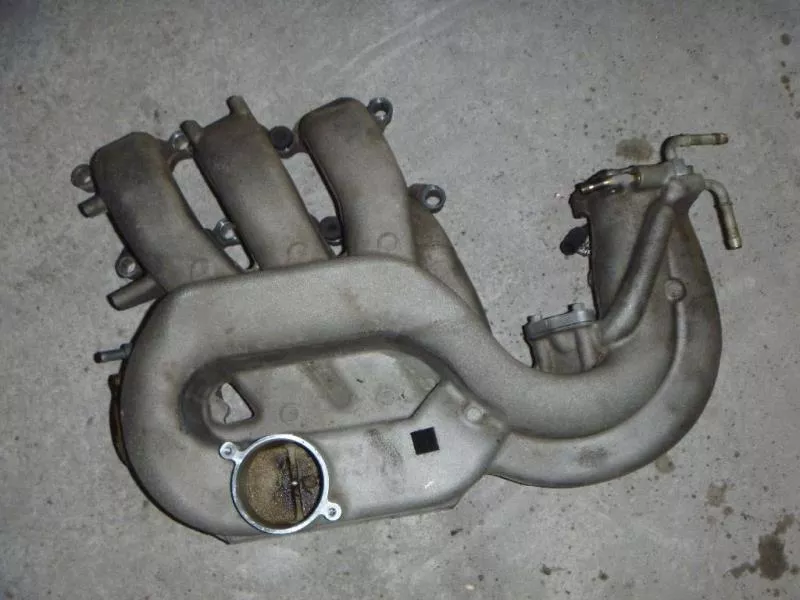 Впускной коллектор ST299912