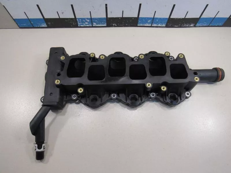 Впускной коллектор ST303090