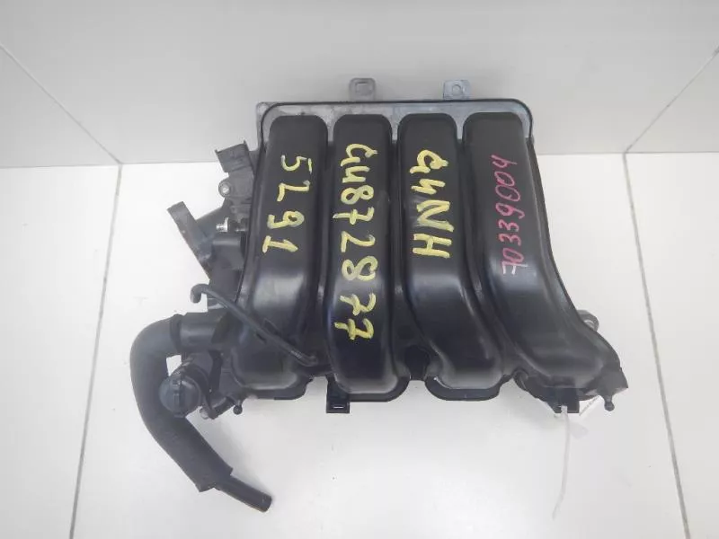 Впускной коллектор ST303223 Впускной коллектор ST303223