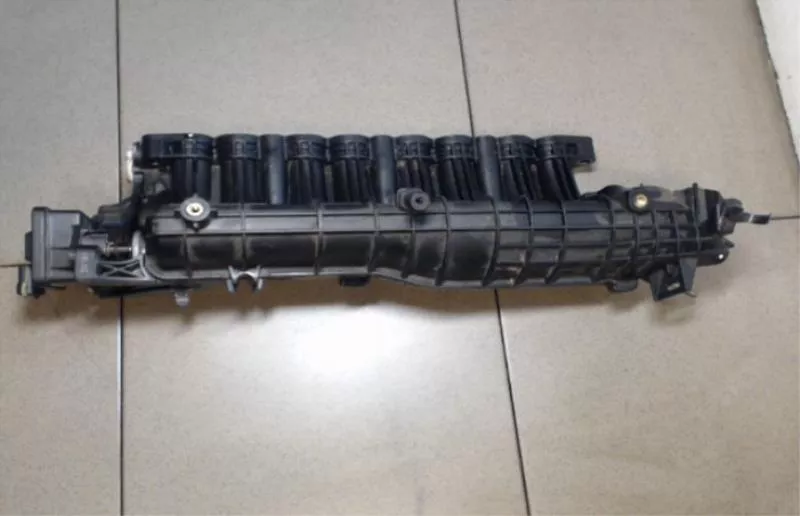 Впускной коллектор ST301733