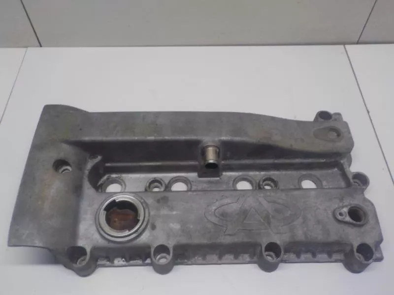 Клапанная крышка ГБЦ BS68183 Клапанная крышка ГБЦ BS68183