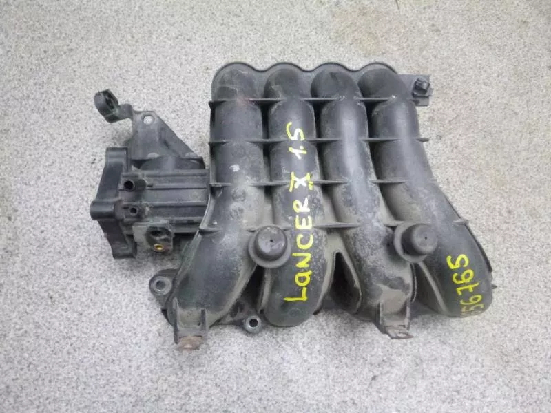 Впускной коллектор ST300030