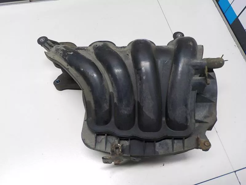 Впускной коллектор ST301816 Впускной коллектор ST301816