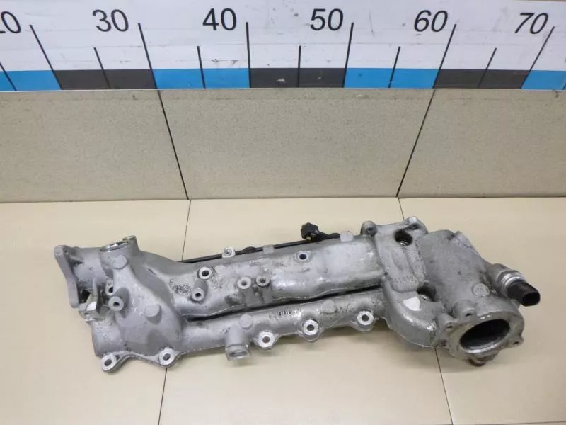 Впускной коллектор ST302760 Впускной коллектор ST302760