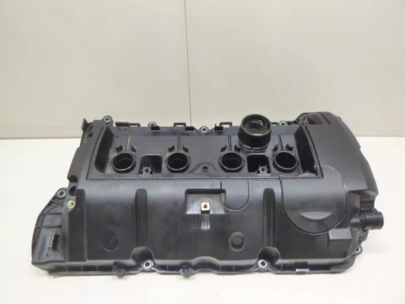 Клапанная крышка ГБЦ BS69830 Клапанная крышка ГБЦ BS69830