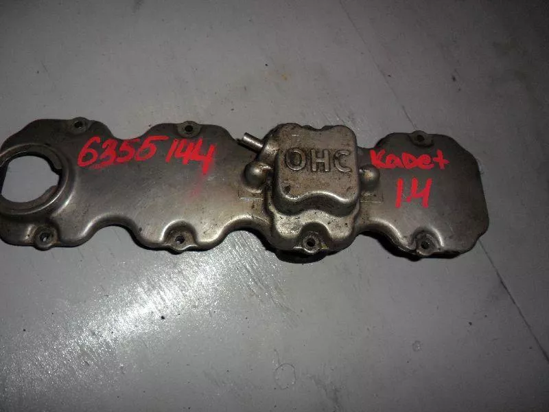 Клапанная крышка ГБЦ BS68622