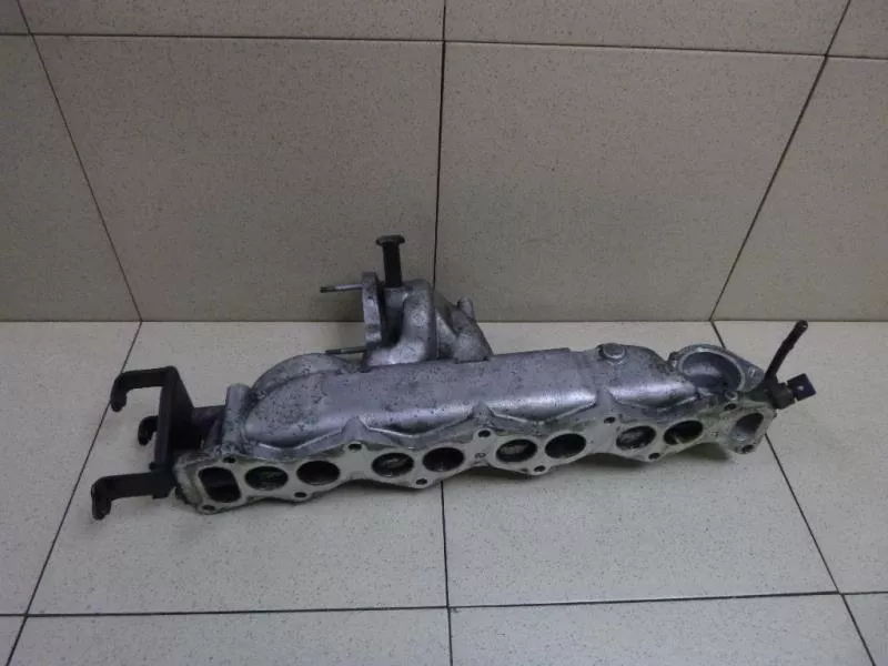 Впускной коллектор ST301212 Впускной коллектор ST301212