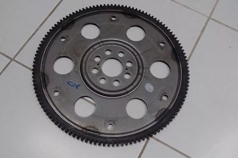 Маховик двигателя BS264405