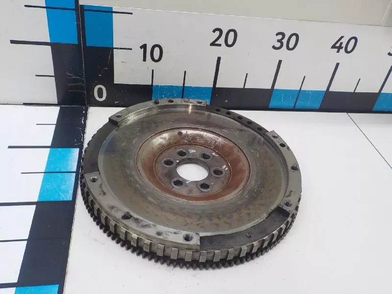 Маховик двигателя BS265474