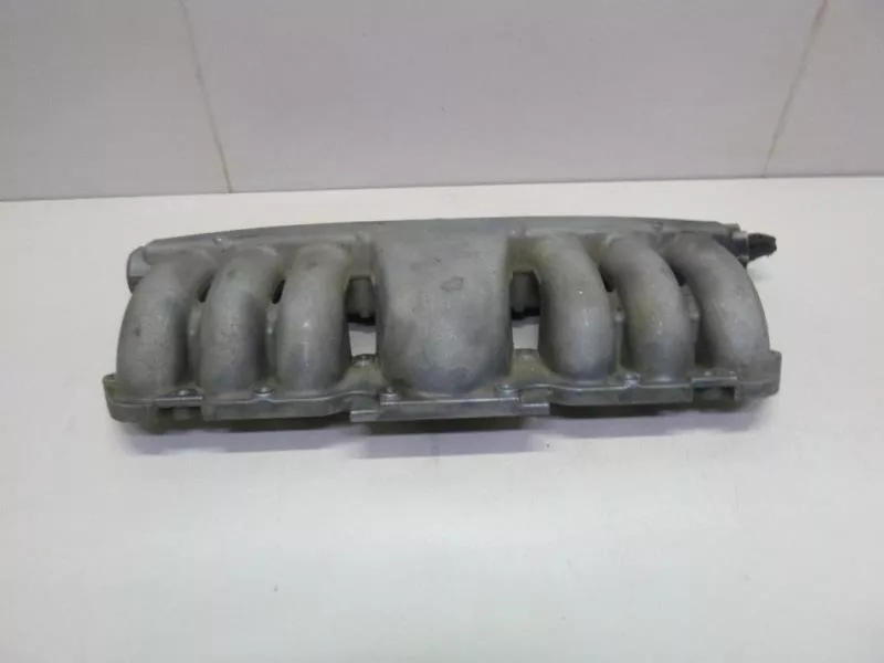 Впускной коллектор ST298165 Впускной коллектор ST298165