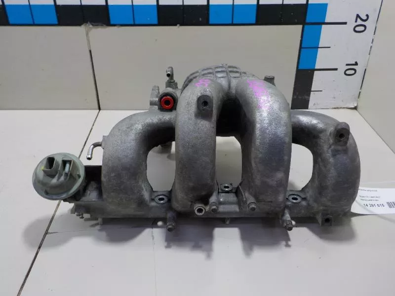 Впускной коллектор ST300574