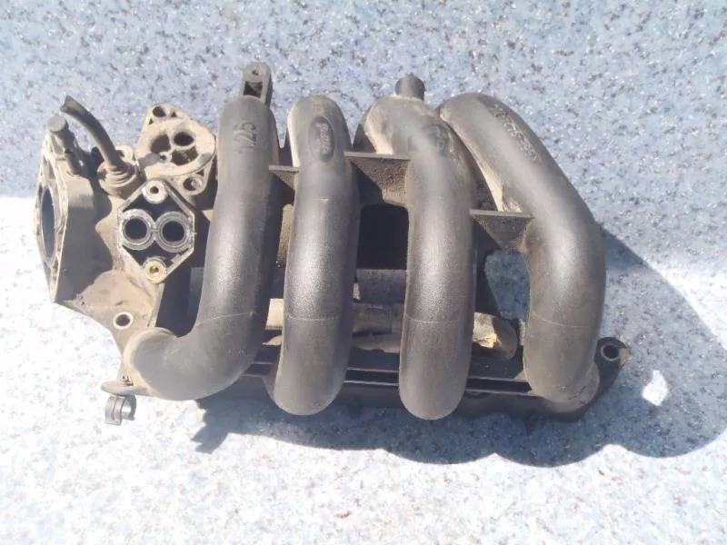 Впускной коллектор ST302141