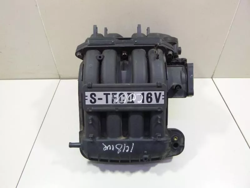 Впускной коллектор ST302881