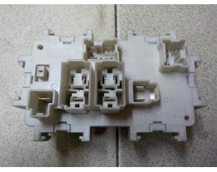 Блок предохранителей BS184821 Блок предохранителей BS184821