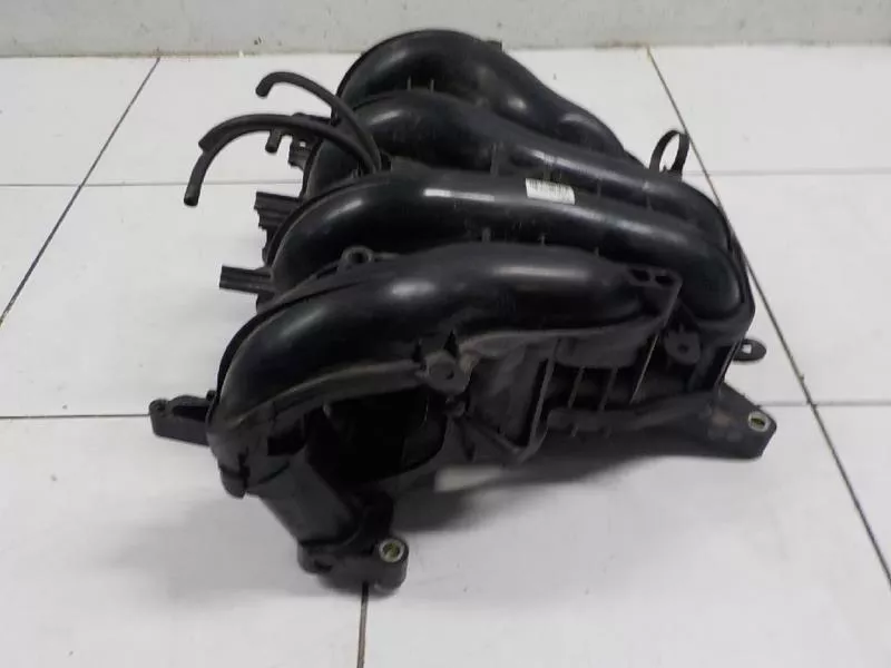 Впускной коллектор ST303103 Впускной коллектор ST303103