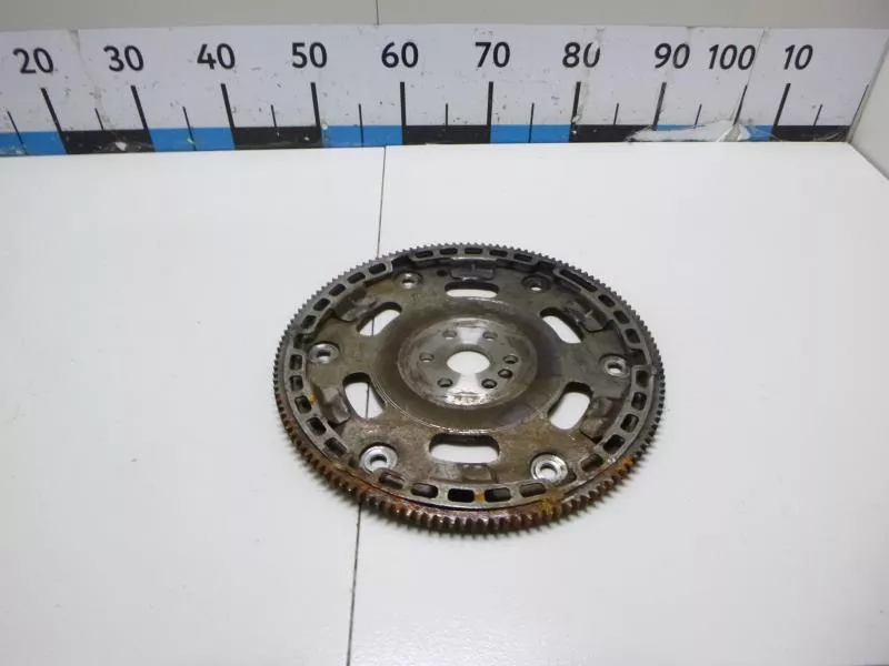 Маховик двигателя BS264955