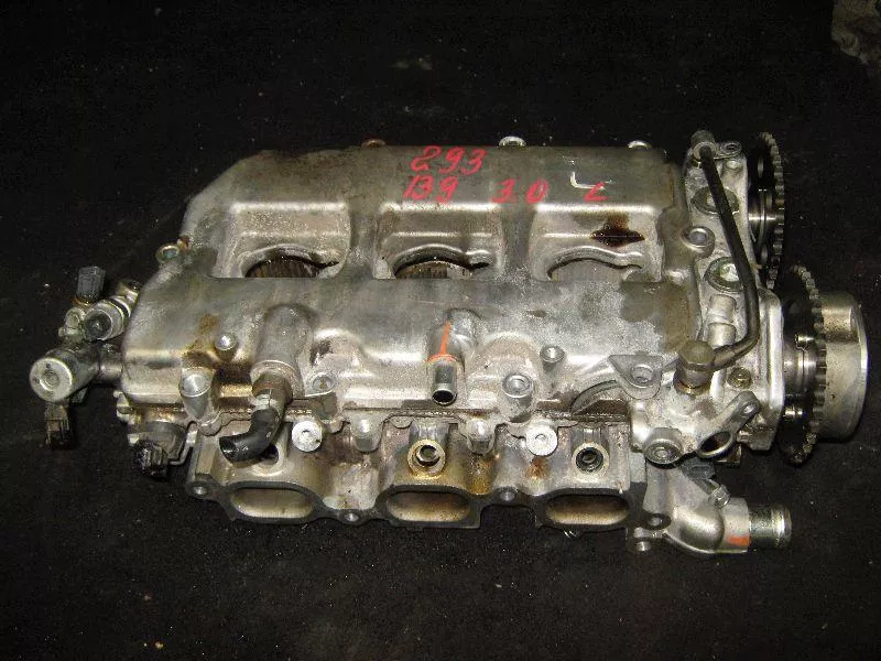 Клапанная крышка ГБЦ BS68830 Клапанная крышка ГБЦ BS68830