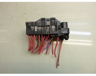 Блок предохранителей BS184932 Блок предохранителей BS184932