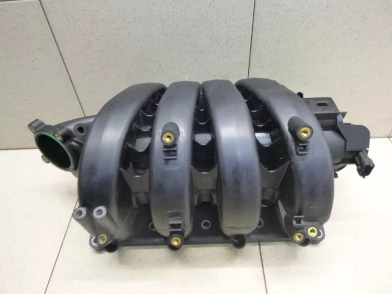 Впускной коллектор ST301477 Впускной коллектор ST301477