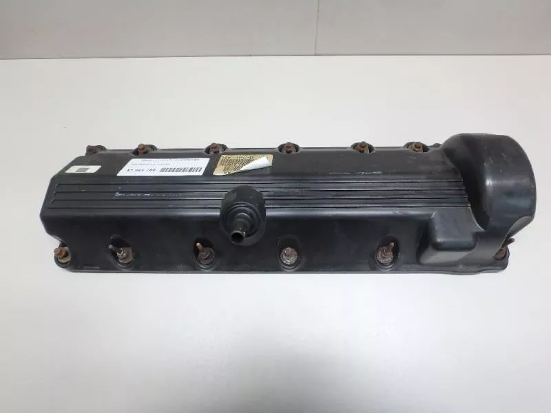 Клапанная крышка ГБЦ BS69824