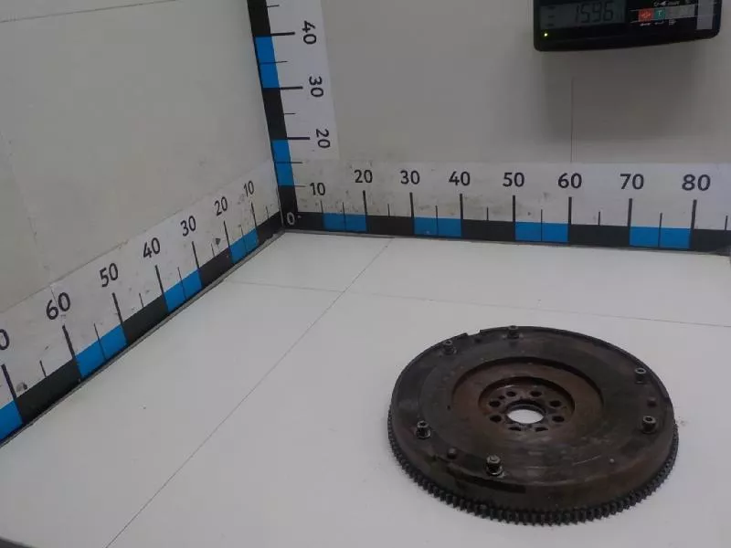 Маховик двигателя BS265992