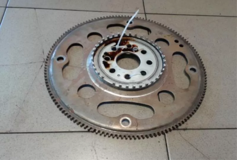 Маховик двигателя BS264412 Маховик двигателя BS264412