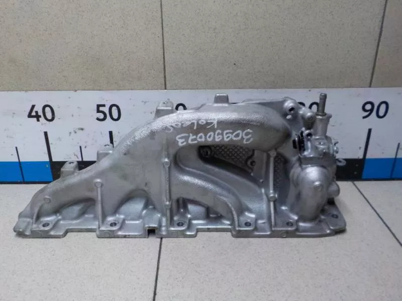 Впускной коллектор ST301754 Впускной коллектор ST301754