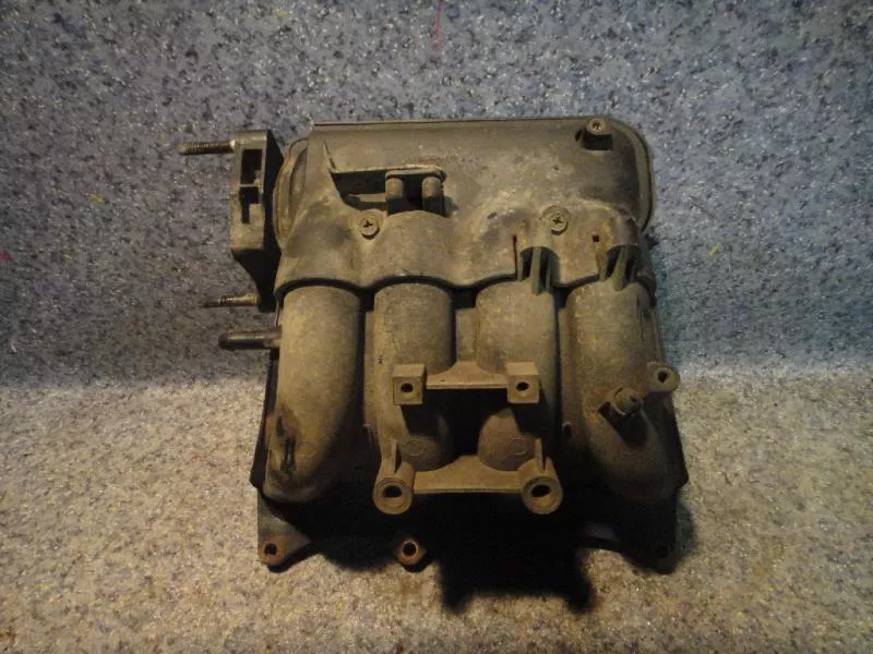 Впускной коллектор ST300451