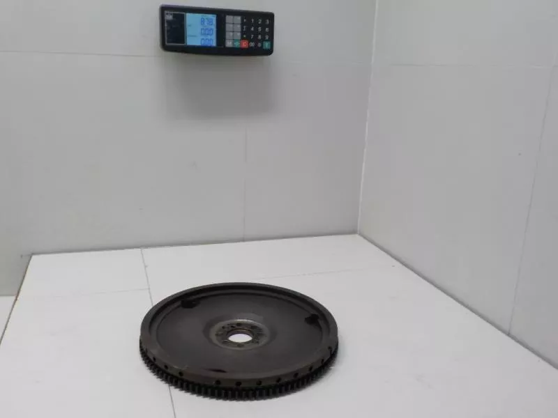 Маховик двигателя BS266725