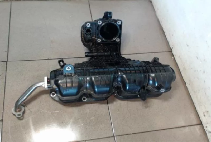 Впускной коллектор ST301311 Впускной коллектор ST301311