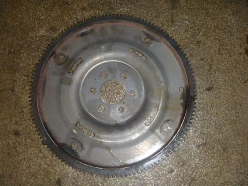 Маховик двигателя BS264065