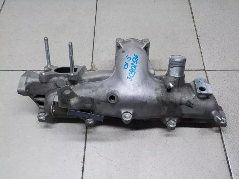 Впускной коллектор ST301050 Впускной коллектор ST301050