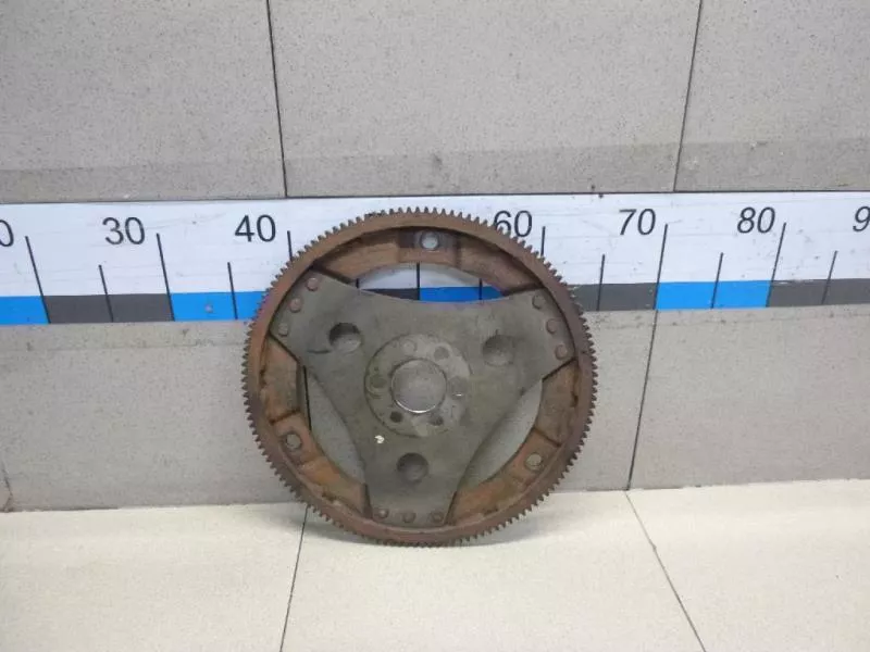 Маховик двигателя BS266153 Маховик двигателя BS266153