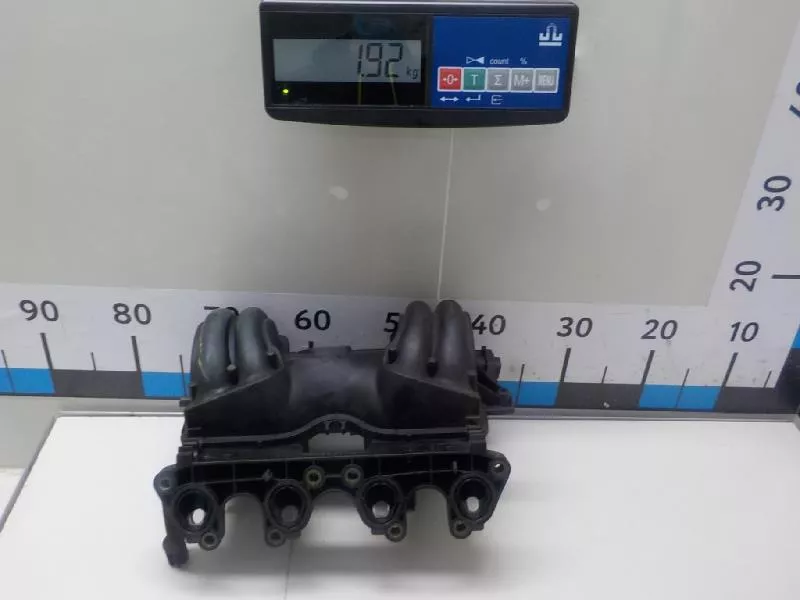 Впускной коллектор ST301329 Впускной коллектор ST301329