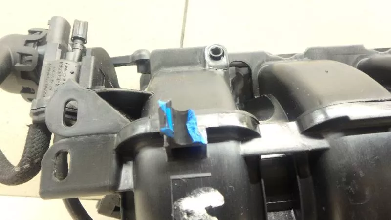 Впускной коллектор ST302424 Впускной коллектор ST302424