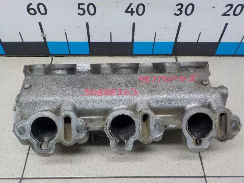 Впускной коллектор ST299771 Впускной коллектор ST299771