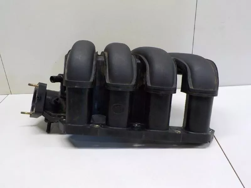 Впускной коллектор ST302608 Впускной коллектор ST302608