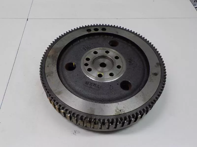 Маховик двигателя BS266135 Маховик двигателя BS266135