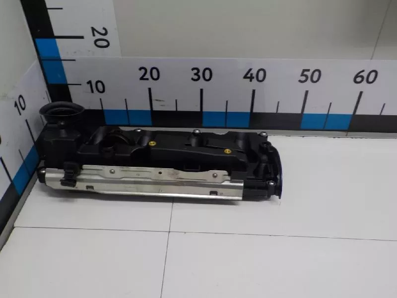 Клапанная крышка ГБЦ BS70467 Клапанная крышка ГБЦ BS70467