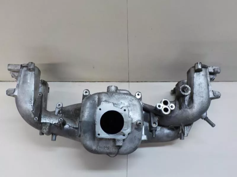 Впускной коллектор ST300237