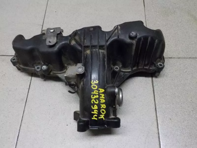 Впускной коллектор ST302103