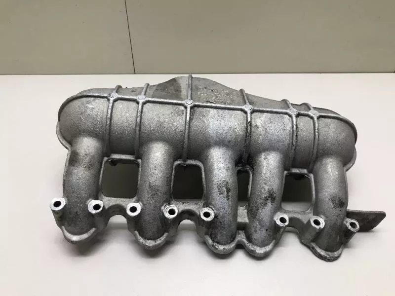 Впускной коллектор ST302946