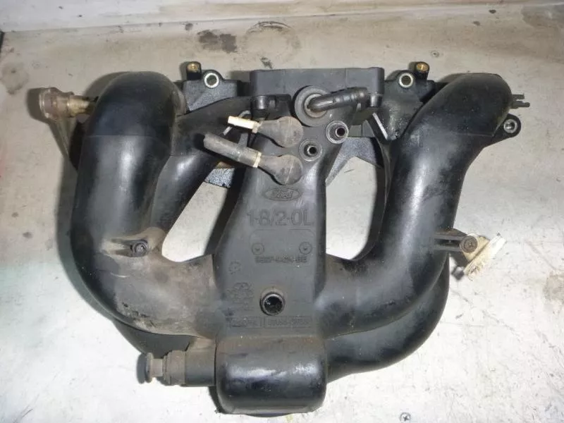 Впускной коллектор ST299332 Впускной коллектор ST299332