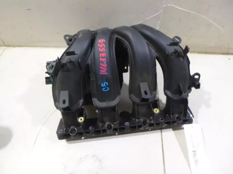 Впускной коллектор ST300695