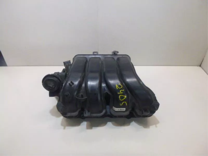 Впускной коллектор ST303083 Впускной коллектор ST303083