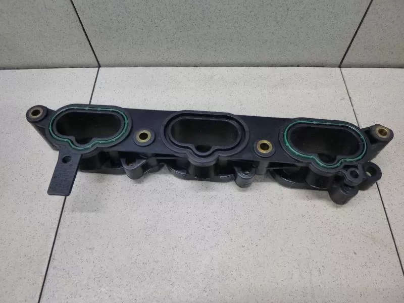 Впускной коллектор ST301162