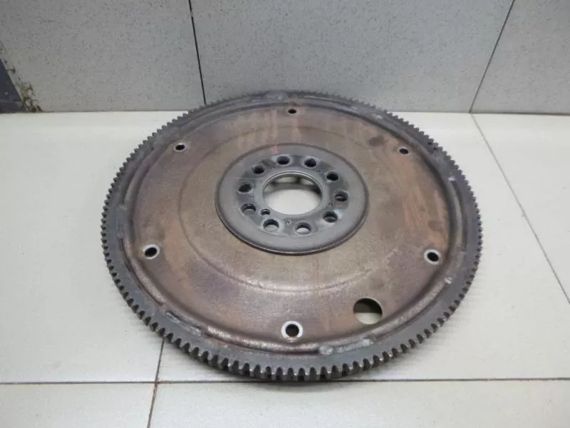 Маховик двигателя BS264191 Маховик двигателя BS264191