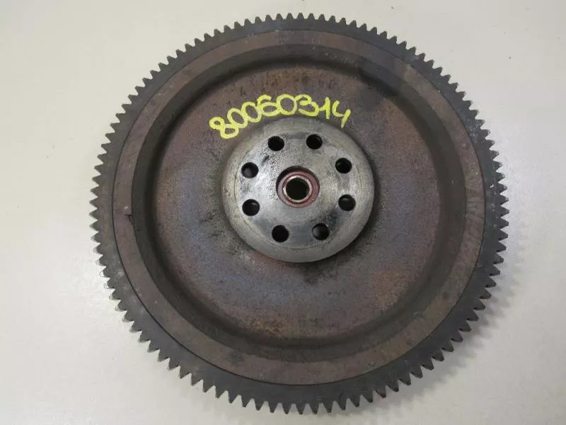 Маховик двигателя BS264689