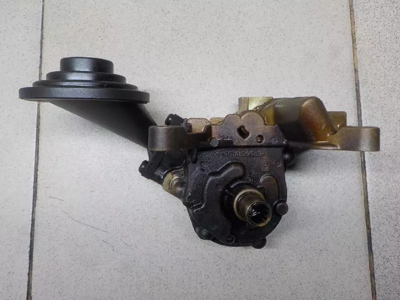 Масляный насос BS253772 Масляный насос BS253772